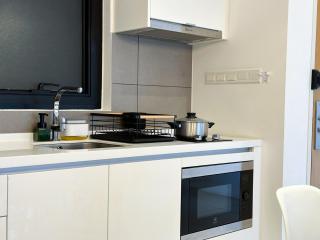 5 pax - Bangsar South - 7 mins drive to Mid Valley - Kuala Lumpur - 2