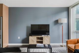 Blueground Central Dist gym yoga theater SEA-740 - 8