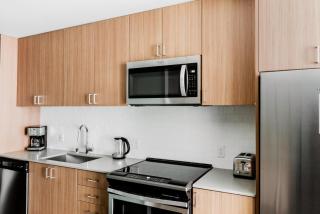 Blueground Central Dist gym yoga theater SEA-740 - 6