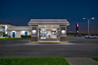 Studio 6 Rosenberg TX - 2