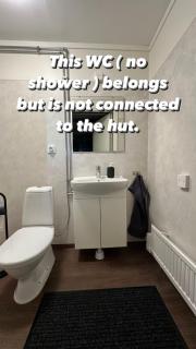 Camp Caroli Hobbit Hut - 7