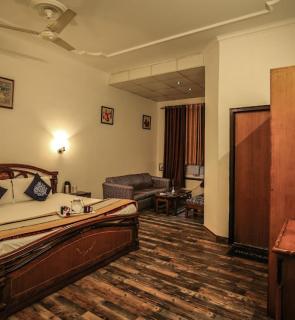 Hotel Goverdhan Palace , Mathura - Matura - 2