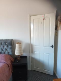 Apartment-Sleeps3-Parking-Garden-Internet - Leeds - 1
