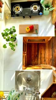 WindowBOX STUDIO kitchenette lawn WFH - 4