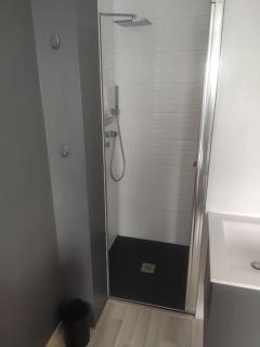 Maison lumineuse, quartier calme, proche mer, 8 personnes - 9