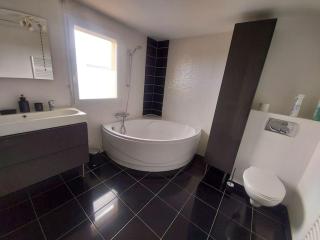 Maison lumineuse, quartier calme, proche mer, 8 personnes - 4