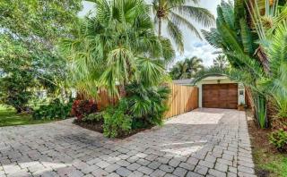 Cozy home in Ft Lauderdale with a heated pool - 1
