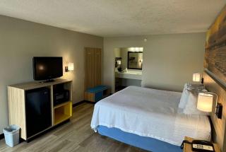 Days Inn by Wyndham Crystal River - Crystal River - 7