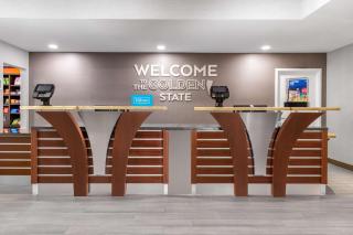 Hampton Inn & Suites Sacramento-Auburn Boulevard - Sacramento - 7