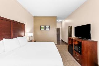 Comfort Inn & Suites - Heath - 1