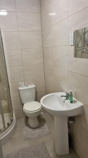 Apartment 3 - Leicester - 2