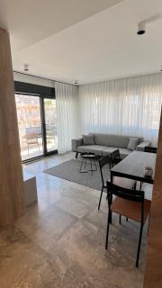 Leos Apartments Apart3 - Side - 7