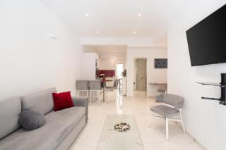 Sophisticated Modern Apt in Athens center - 0