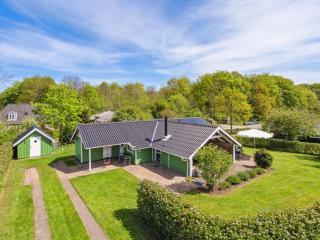 Holiday Home Esther - 500m from the sea by Interhome - 0