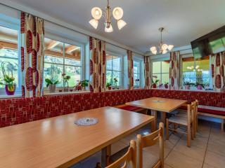 Apartment Karlspitz by Interhome - 1