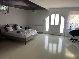 Shining Home - Felsőörs - 4