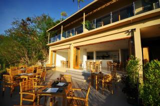 Sunset Hill Hotel - Labuan Bajo - 1