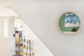 Emerald Luxe 3BR Your Long-Stay Retreat - Nottingham - 3