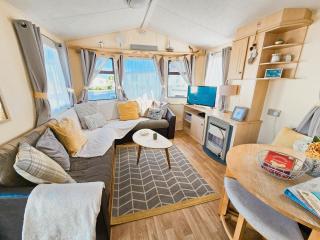 Ocean Breeze Truro 1 - 8