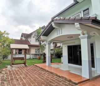 4 Bedroom with Air-con, Quiet, Near shop - - 8