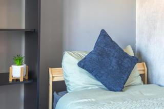 Blair Modern 3-BR House - Nottingham - 4