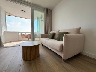 Ático 1 habitación con vistas frontales al mar by Sur Suites - Fuengirola - 5