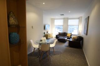 Charming 2-Bedroom, Apartment in Inner Melbourne - Melbourne - 3