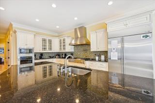 18 Sand Dollar Road- Oceanfront, Large Private Pool, Hot Tub Free Activities Included - Hilton Head Island - 2