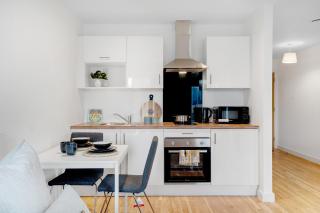 New! Media City 1BR Free WIFI - Manchester - 2