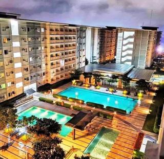 Yuli Hennessy Crib & Staycation near SM Fairview - 5