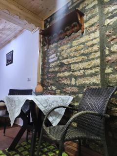 Karafil Guesthouse - Gjirokastër - 8