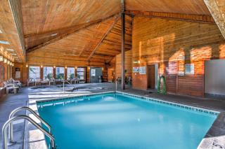 2 Mi to Ober Mountain: Gatlinburg Condo w/ Balcony - 8