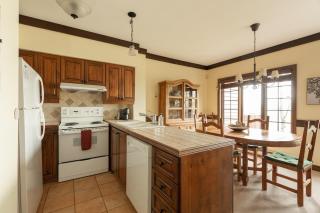 Tremblant Ski In&Out - Lake view - Wood Fireplace - Mont-Tremblant - 6