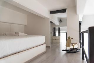 Youhosty - Porta Romana Studio dx - Milan - 1
