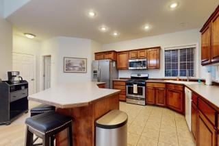 High Desert Hideaway - Redmond - 3