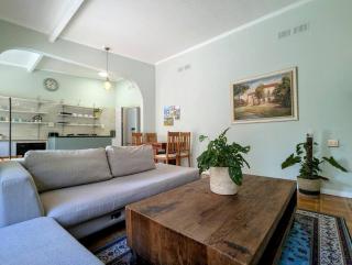 Beachside 2BD Home in the heart of Sea Point! - Cidade Do Cabo - 8