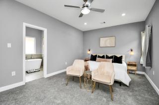 Azure Lounge Modern Urban Escape - 2