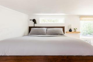 Charming, Cozy Tiny Gem with Hot Tub and Trail Access - Austin - 8