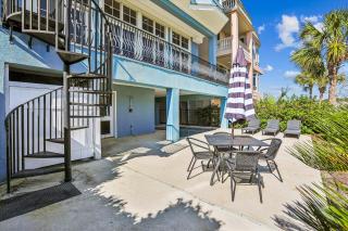 4 Collier Court- Oceanview, Private Pool, Elevator, Pet Friendly, FREE Activities Included - 9