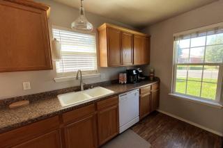 McKinley House Prime - Pool, Patio and Garage - Amarillo - 2