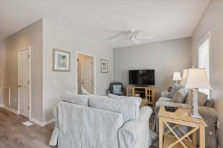 41 Bradley- Private Pool, Newly Updated, Quick Walk to Beach! FREE Activities Included - Hilton Head Island - 4