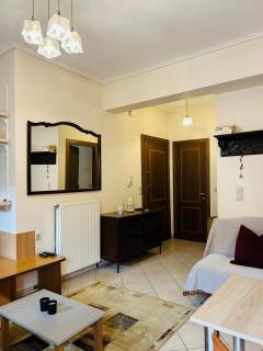 Basis Apartment - Karpenision - 2