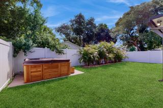 Bayside Bungalow - 9