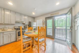 Condo Near Midtown Ruidoso with Furnished Deck! - Ruidoso - 2