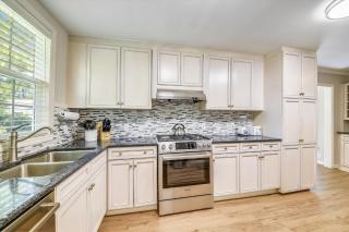 7 Periwinkle Lane- Close to Beach, Pool, Great Location, Dogs OK, FREE Activities Included - Hilton Head Island - 5