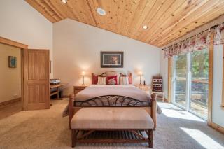 Fawn View by Tahoe Getaways - Spacious 5 BR w Pool Table-Short Drive to Northstar - 1