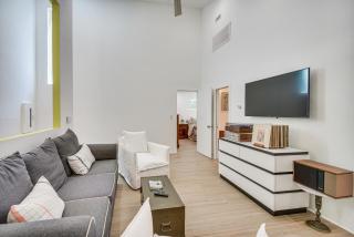 Private Virginia Beach Escape with Pool and Fire Pit! - Virginia Beach - 6