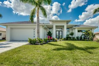 Villa Seven Oceans by CoralVilla - stylish, new, pool - Cape Coral - 0