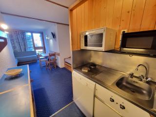 Studio 4 pers. · Ski aux pieds · Balcon - FR-1-346-458 - Arc 1800 - 5