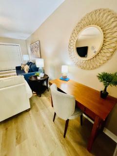 Eastgate 14B Stylish Townhouse 5 min to downtown Hammond - 8